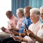 How do consumers assess trustworthiness of online health information?